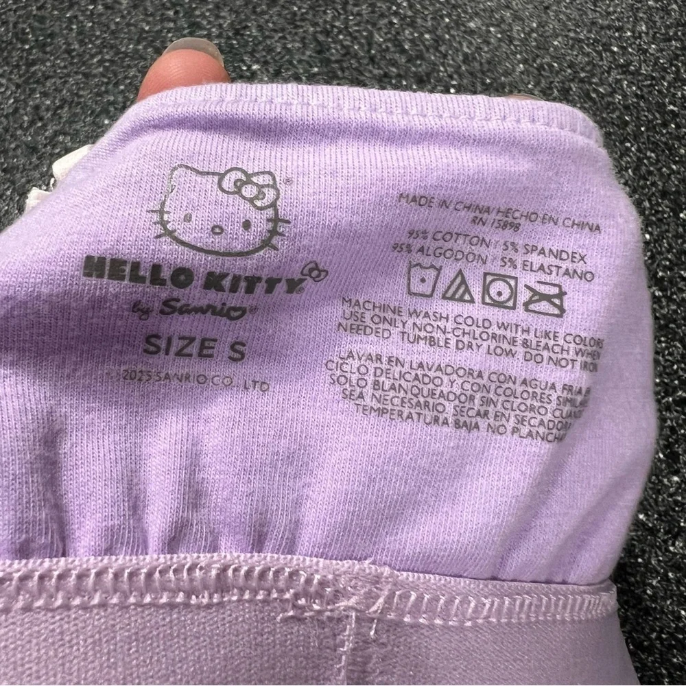 ❤️3/$15 NWT Hello Kitty Lavender Bralette Size Small